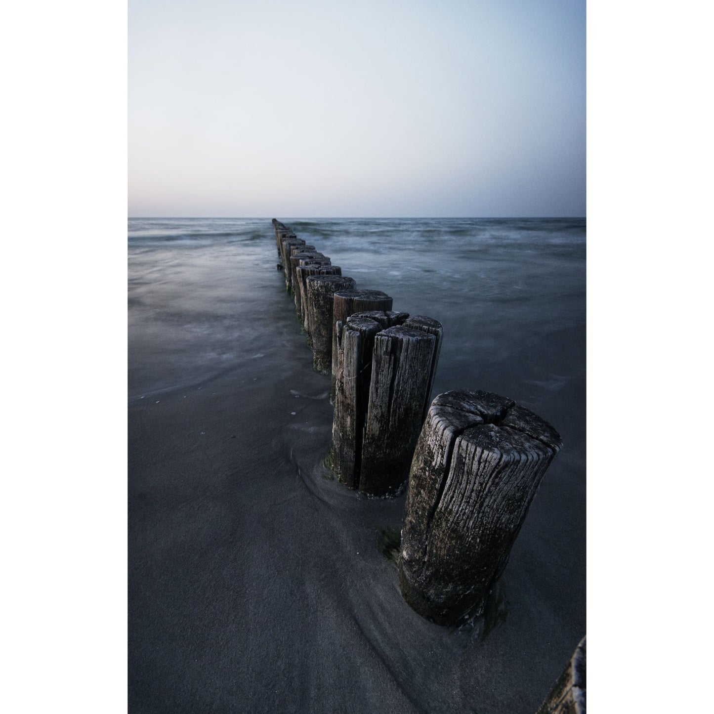 Buhnen an der Ostsee-Küste