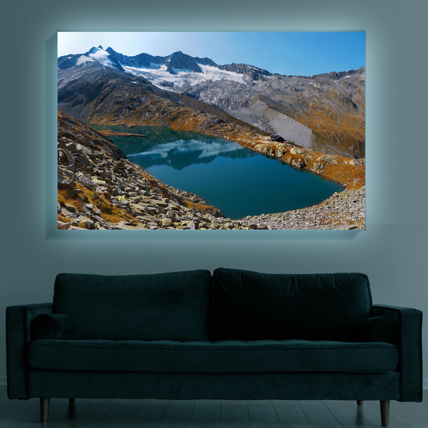 Berghütte vor Gletscher in den Alpen Wandbild